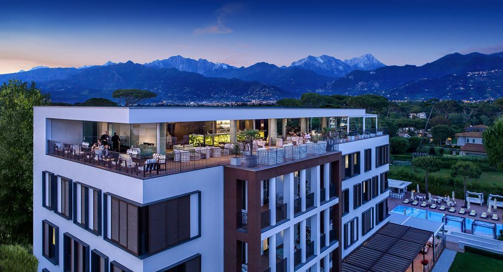 Camerieri e maitre all’Hotel Principe per la stagione estiva 