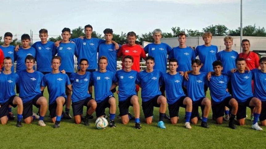 La Pontremolese dilaga a Corsanico Ritorna alla vittoria lo Sporting Pietrasanta
