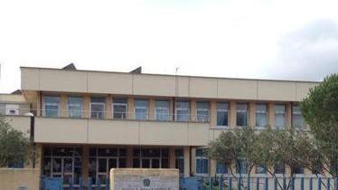 Manutenzioni urgenti alla scuola media