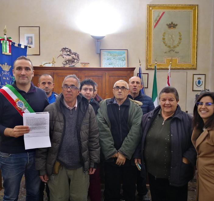 L’arte in soccorso del Serra con i quadri del pittore Turini 