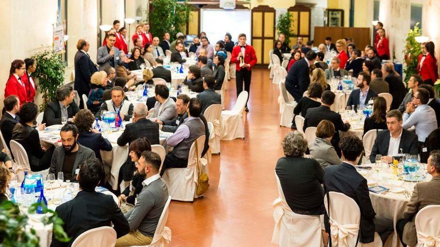 Giovani manager Accordi a tavola per fare rete con “Eat to meet”