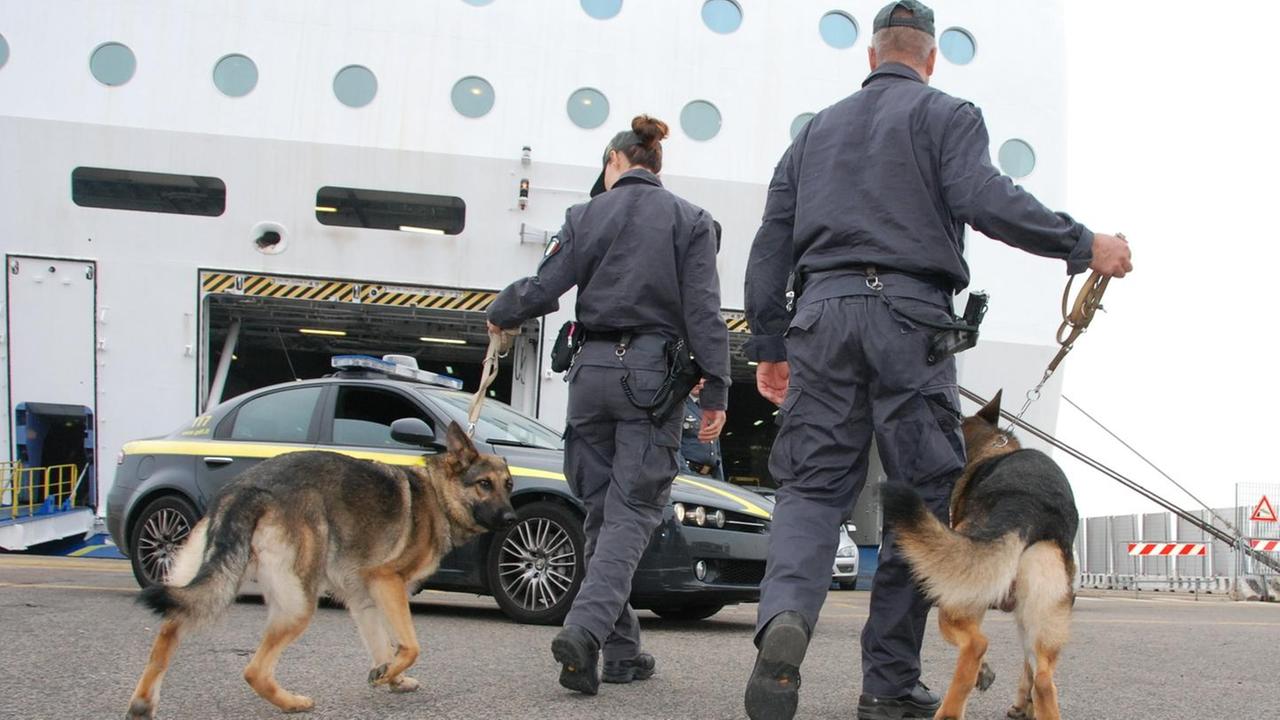 Droga nell’albero di Natale Arrestato un cagliaritano