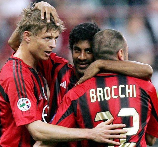 Il calcio di sinistra del ribelle Dhorasoo: l’anti-Berlusconi si candida a Parigi 