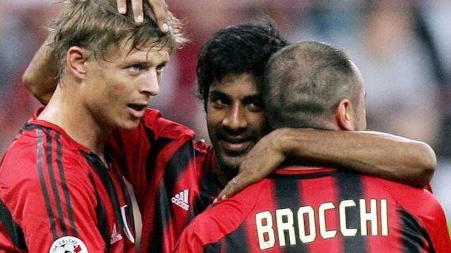 Il calcio di sinistra del ribelle Dhorasoo: l’anti-Berlusconi si candida a Parigi