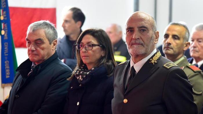 Una “festa inclusiva” per i Vigili del fuoco Onori a Santa Barbara nel ricordo dei Caduti