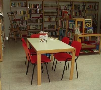 Murale in biblioteca grazie ai giovani