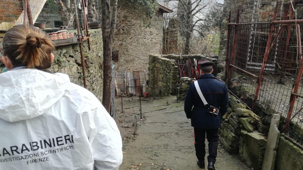Imprigionata nel pollaio e torturata per un mese dall'ex cognato: le violenze per avere la casa e i soldi