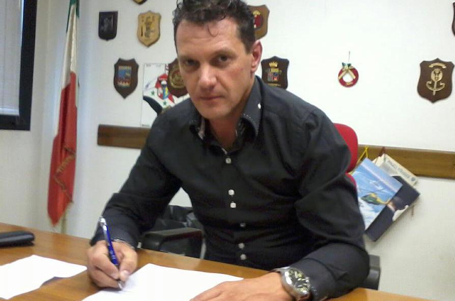 Corruzione e circonvenzione d’incapace: arrestato ispettore della polizia stradale 
