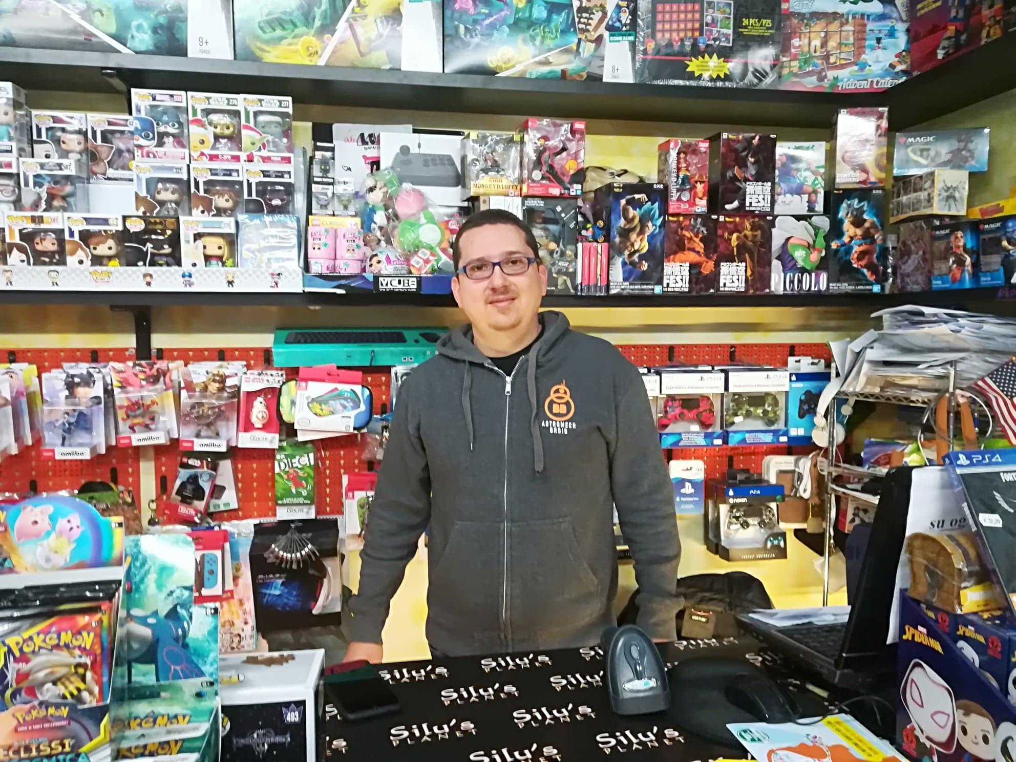 I commercianti di Avenza: "Se i colleghi non lo vogliono, il mercato lo prendiamo noi" 