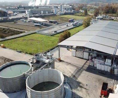 Da rifiuto a risorsa: dai fanghi di cartiera solette per calzature 