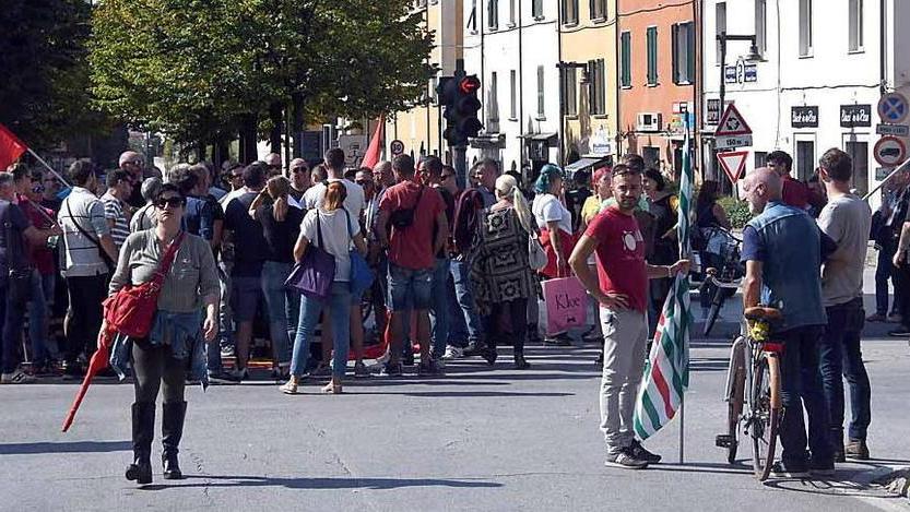 I lavoratori Sanac martedì in sciopero con i colleghi ex Ilva