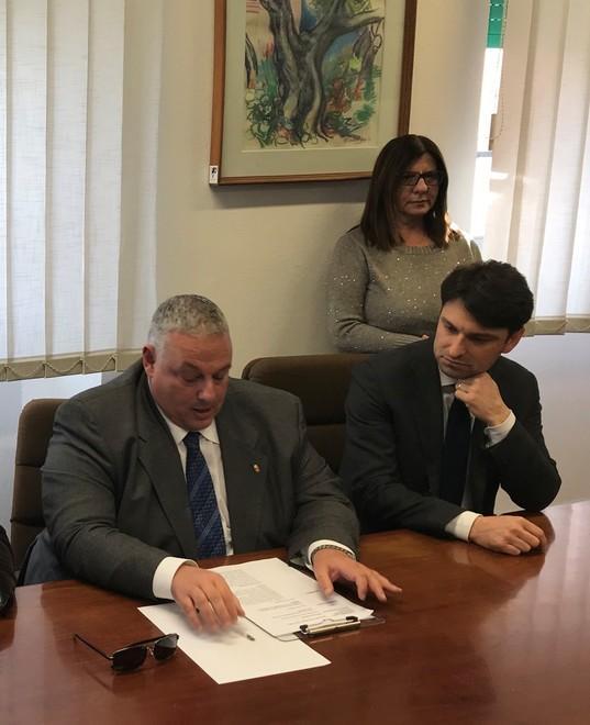 Niente più fila all’anagrafe I certificati arrivano con un clic 