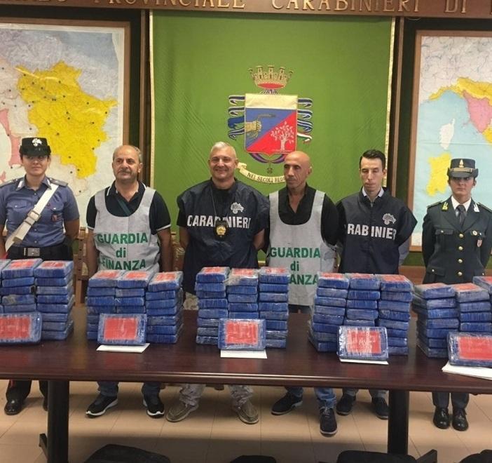 Nel container 134 chili di cocaina: sette anni al “guardiano” del carico 