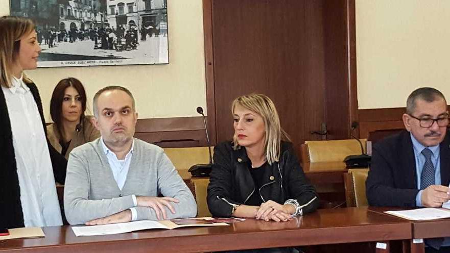 Santa Croce celebra l’amaretto con Dj Scavo e l’attore Farnesi