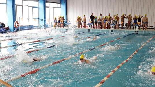 Comodato gratuito per 30 anni la piscina Marchi va al Comune