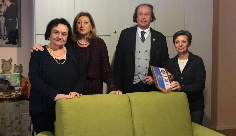 I rotariani aiutano il Sav Casa di accoglienza rinnovata negli arredi 