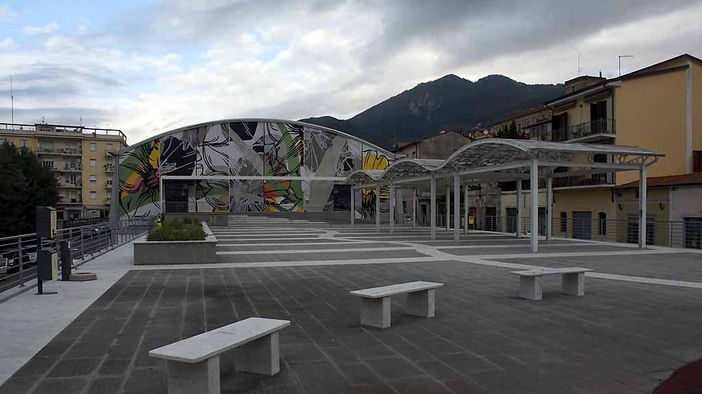 Piazza Berlinguer (o dei Narcisi)