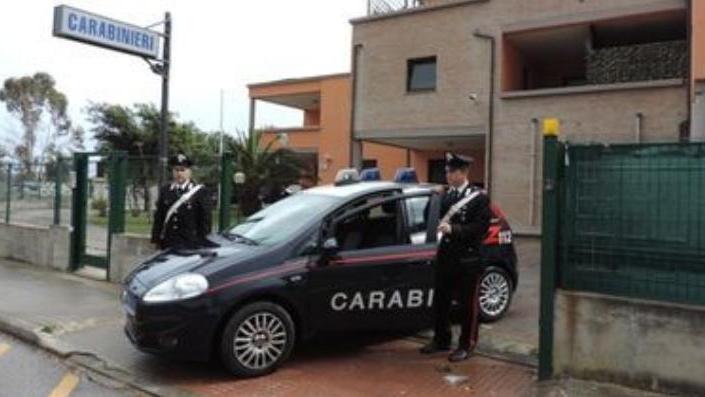 Ricatta l'amica per estorcerle denaro: condannata a Cagliari