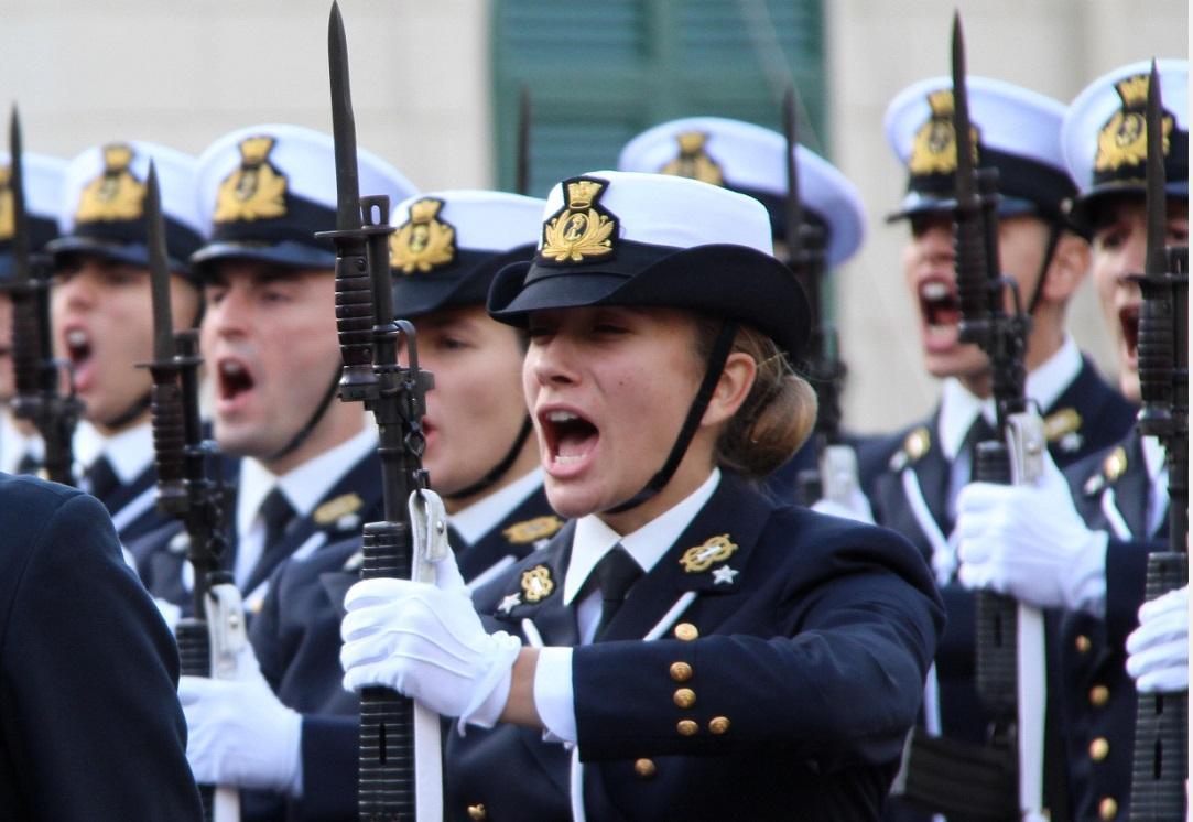 Il giuramento dei 212 aspiranti ufficiali della Marina militare