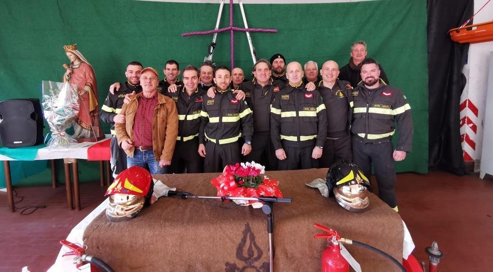 Festa e buffet alla caserma dei pompieri di Aulla