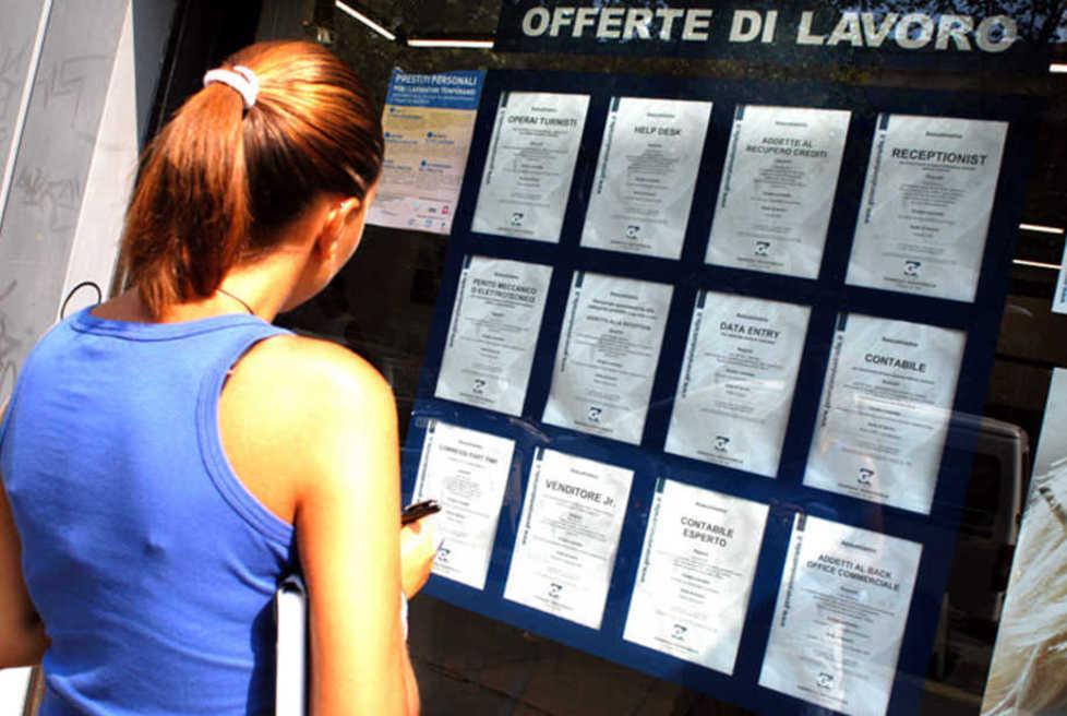 Reggio è la Terra promessa per trovare lavoro e risparmi 