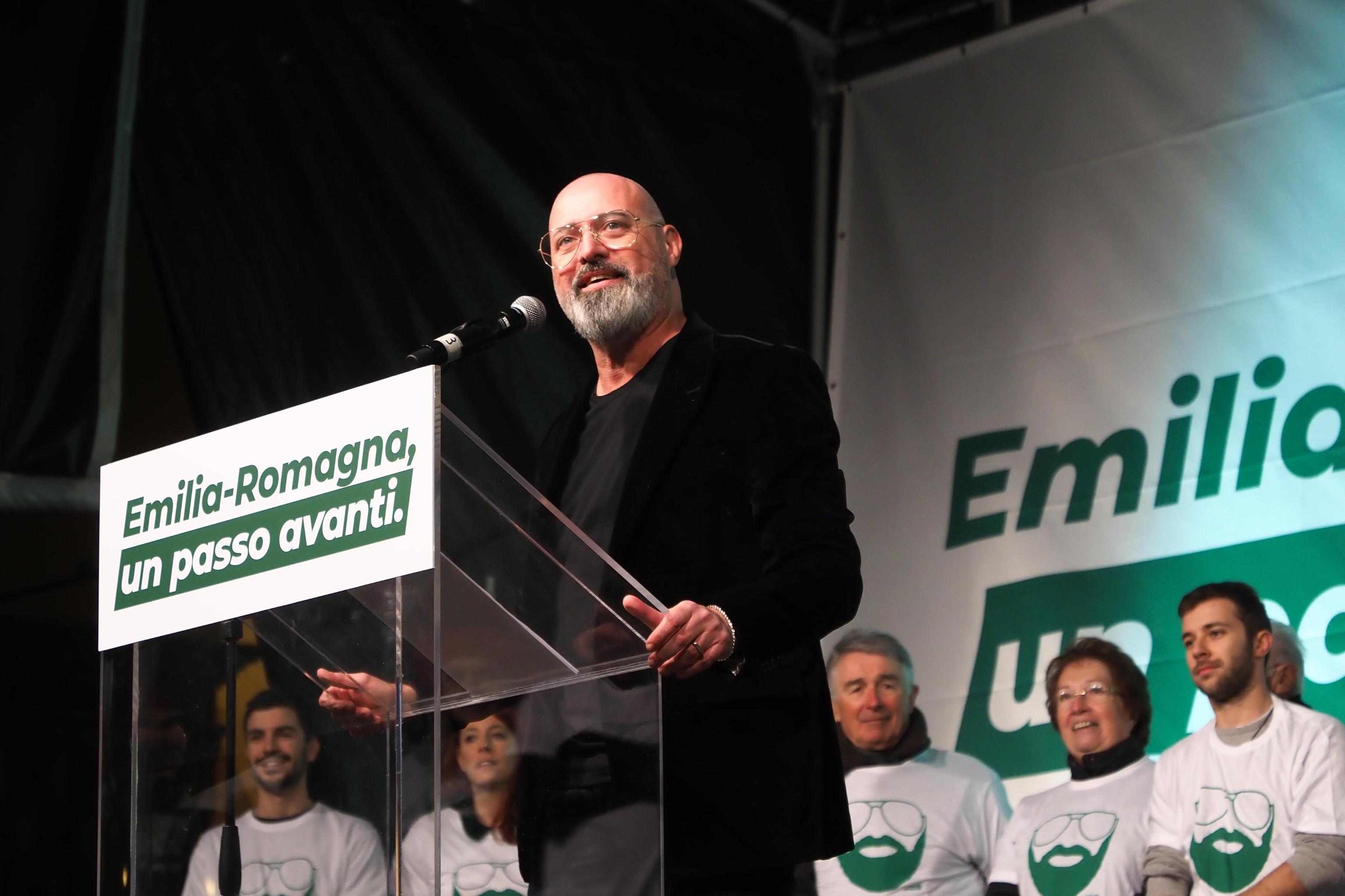 Regionali 2020/ Bonaccini vince la sfida di piazza Maggiore: «Italia paese migliore se fosse come l’Emilia» 