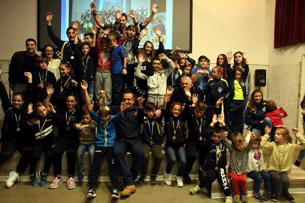 Oltre 50 i premiati del Corrilunigiana 2019 Grande festa del podismo in sala Tobagi ad Aulla - FOTOGALLERY