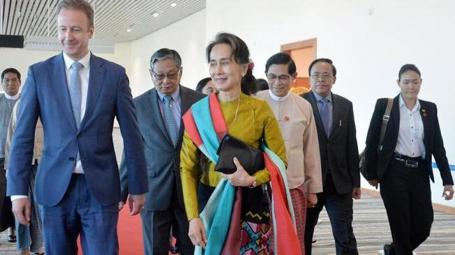 San Suu Kyi a Aja si difende su Rohingya