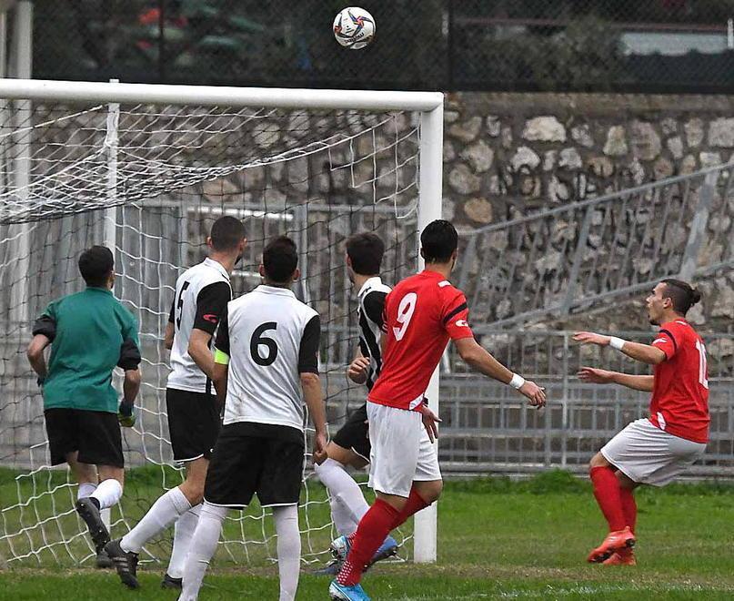 Strascichi di mercato e dubbi di formazione a Castelfiorentino 