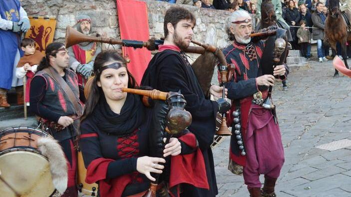 Oggi il gran finale della Sagra Il clou sarà il corteo storico