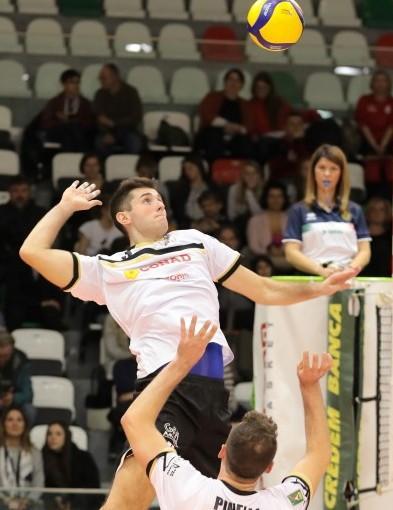 La Conad si sveglia solo nel terzo set La Peimar vince 3-1 