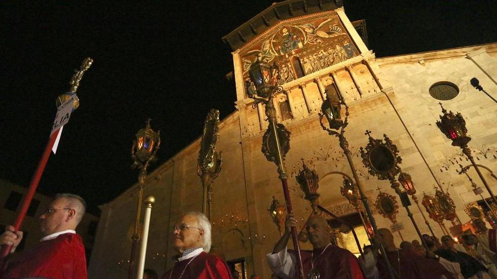 Catering non pagato nel 2011, decreto ingiuntivo al Comune