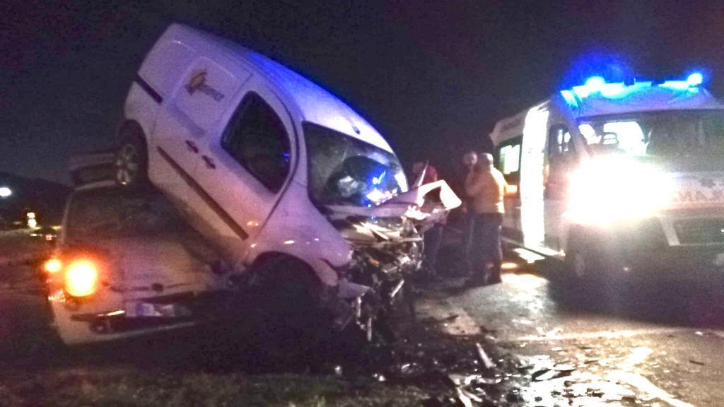 Pauroso incidente a Villacidro, tre auto coinvolte e tre feriti gravi