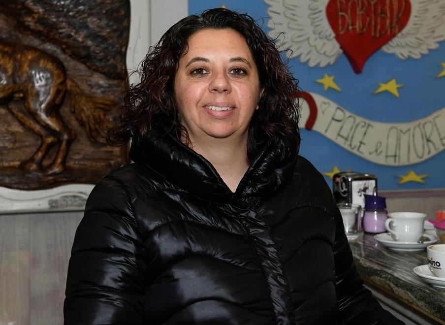 C’è chi va via, chi resta e chi ci pensa... «Il cantiere ha finito di ammazzarci» 