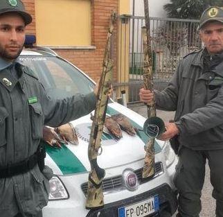 Multati per caccia in Valle con il richiamo vietato 