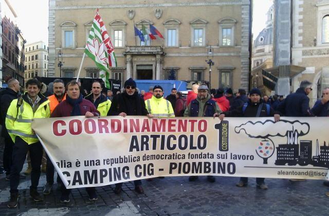 Camping Cig manifesta allo sciopero di Roma