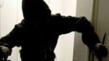 Ladri scatenati a Serravalle: due colpi nelle case