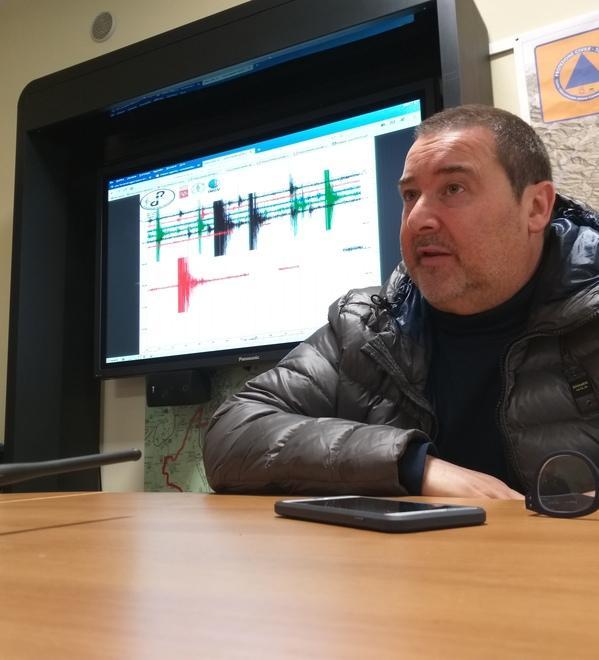 Proseguono le verifiche dei vigili del fuoco