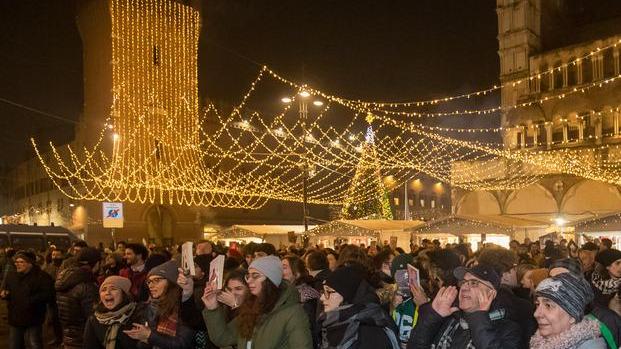 Le Sardine: la nostra contestazione? Solo quella al Castello
