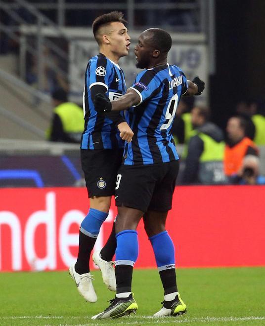Il Barcellona elimina l’Inter Per Conte un ko che brucia Si riparte in Europa League 
