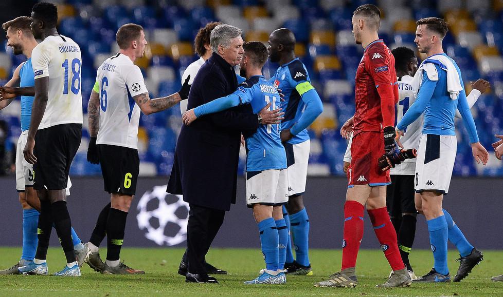 Napoli, poker qualificazione ma Ancelotti resta in bilico Incontro con De Laurentiis