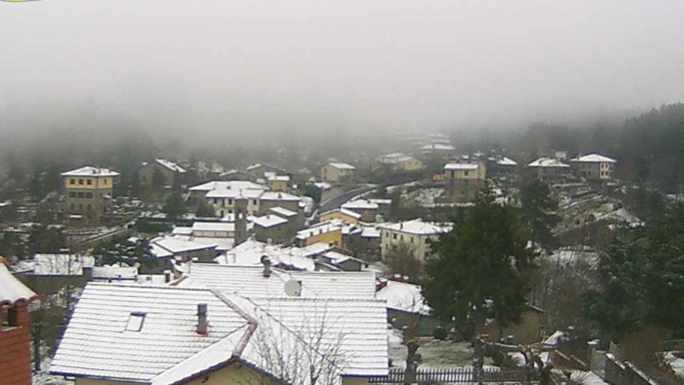 Neve in Toscana: fiocchi bianchi anche nel Pratese e in Garfagnana 
