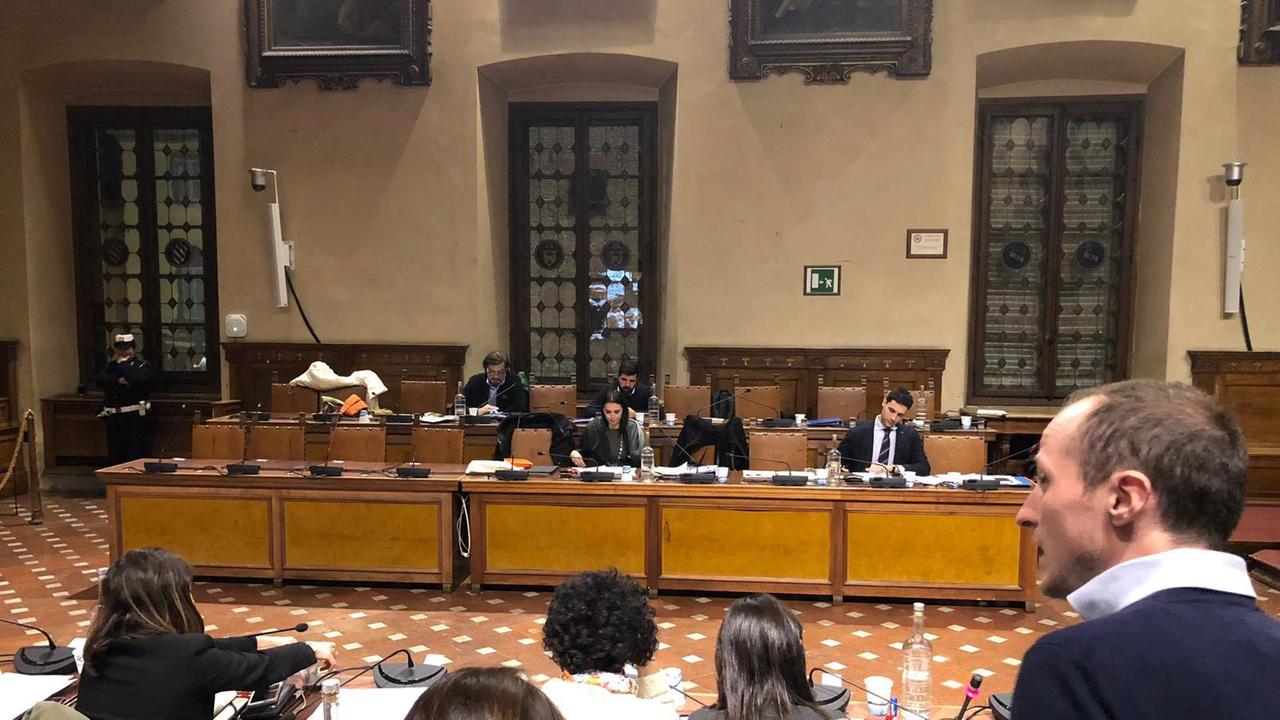 I banchi dell'opposizione vuoti dopo il voto sul crocifisso