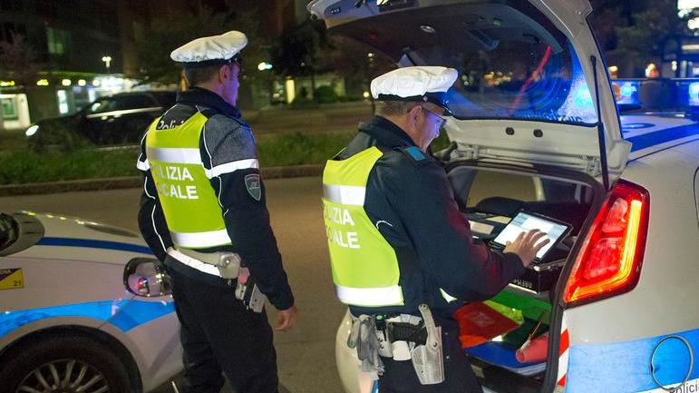 Modena, vittima dei bulli minaccia il suicidio: salvata