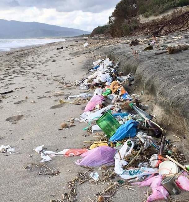 La Maremma e Common: guerra alla plastica in mare 
