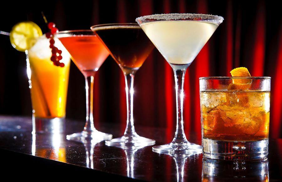Il festival dell’aperitivo, i virtuosi del “mixology” si sfidano nei locali di Firenze 