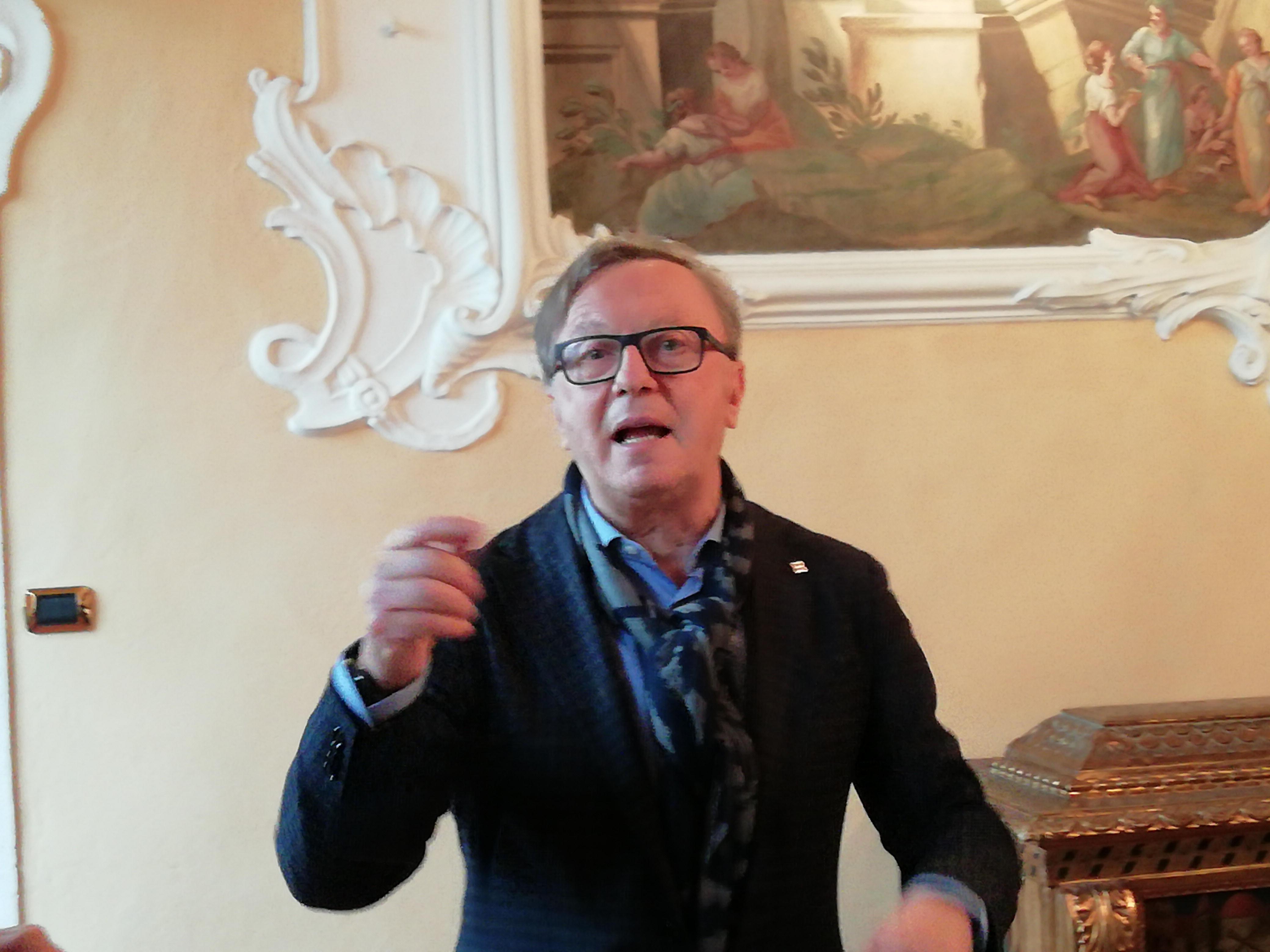 Franco Bini nella nuova sede della Fondazione Cassa