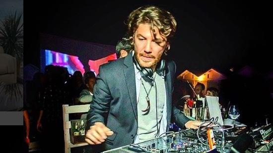 Funkytown la playlist di Dj Nicola Zucchi. Vota il tuo brano preferito
