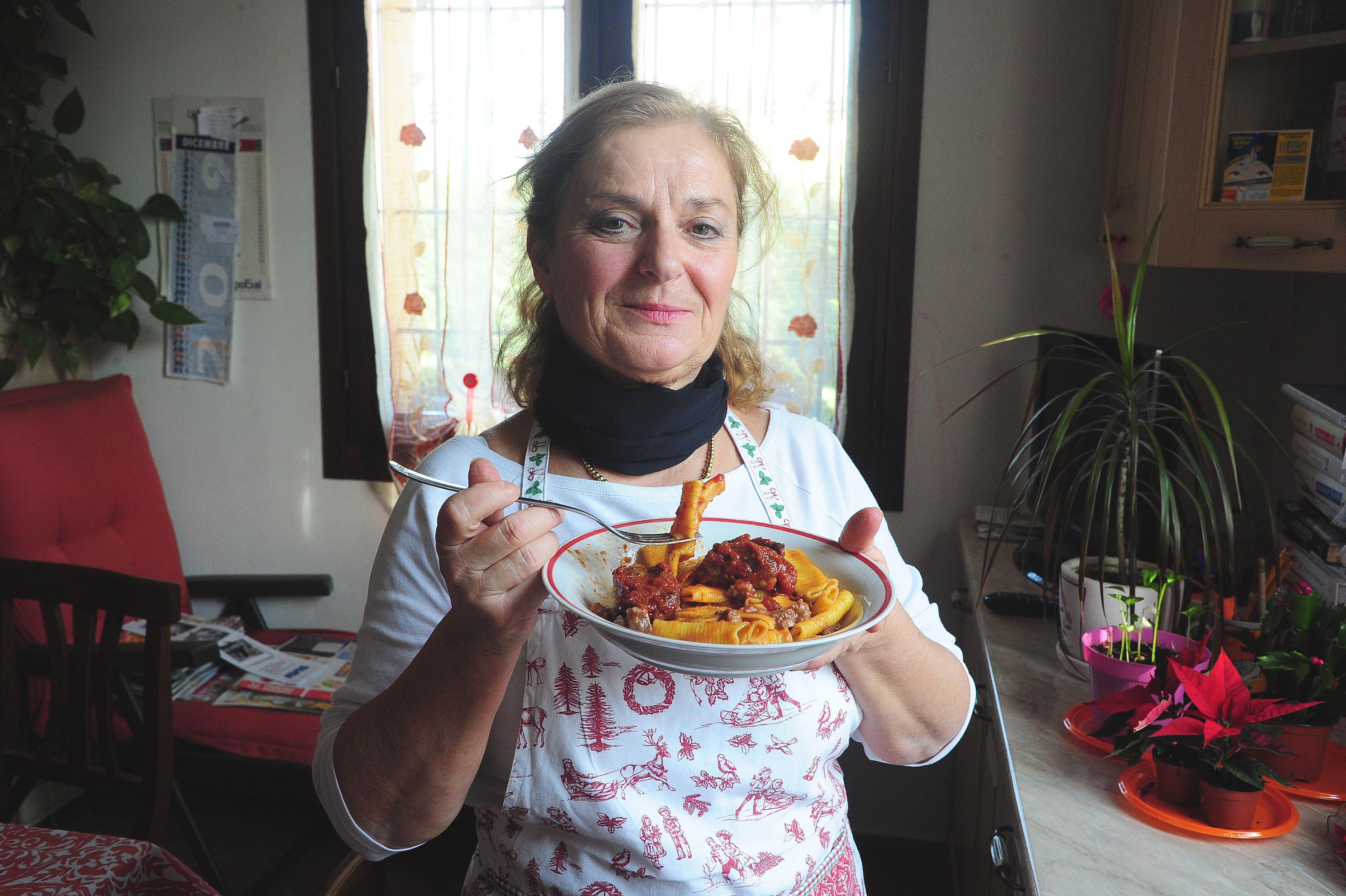 Maccheroni al pettine con ragù di costine di Anna: «Qui a Mirandola li cuciniamo così»