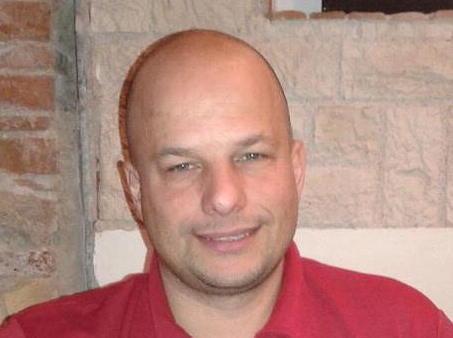 «Io vado allo stadio» «Io invece resto fuori» Stavolta la passione divide più che mai